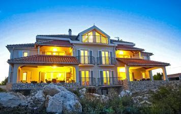 Apartments Delić Silba